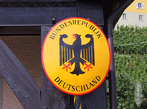 [Foto: Wappen von Deutschland]