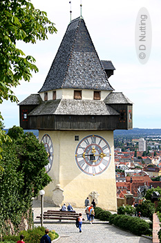 [Foto: Uhr]